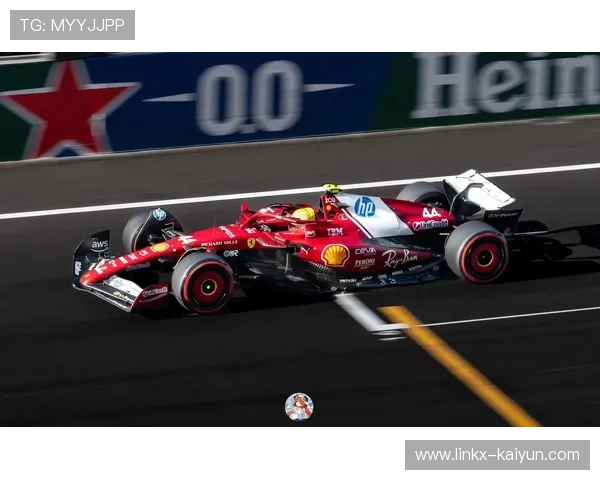 F1与亚马逊云科技合作打造“数字风洞”，模拟空气动力学优化赛车设计。